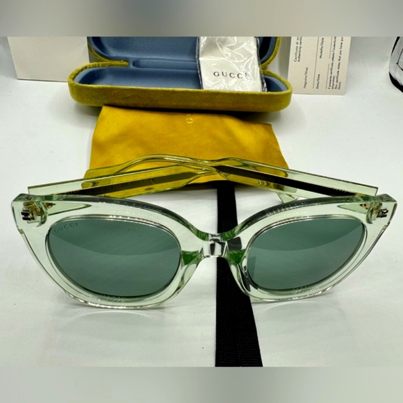 Gucci Sunglasses Gorgeous ❤️100% Authentic, made in Italy 🇮🇹‼️ - Picture 2 of 15